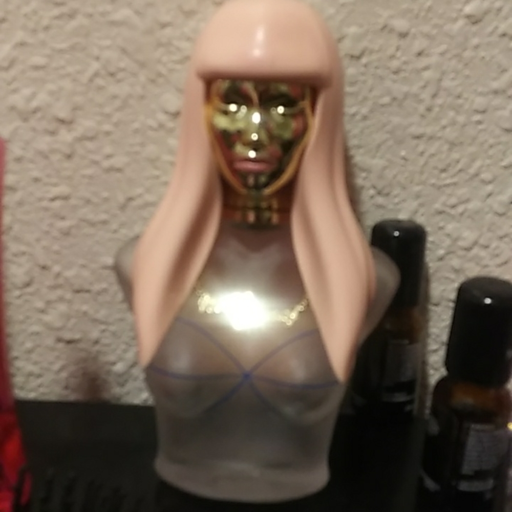 Nikki Minaj bottle